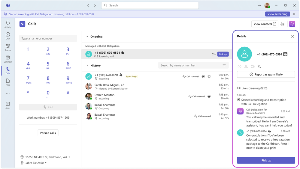Aplikace Microsoft Teams na kartě Calls se živým „screeningem“ hovoru.
