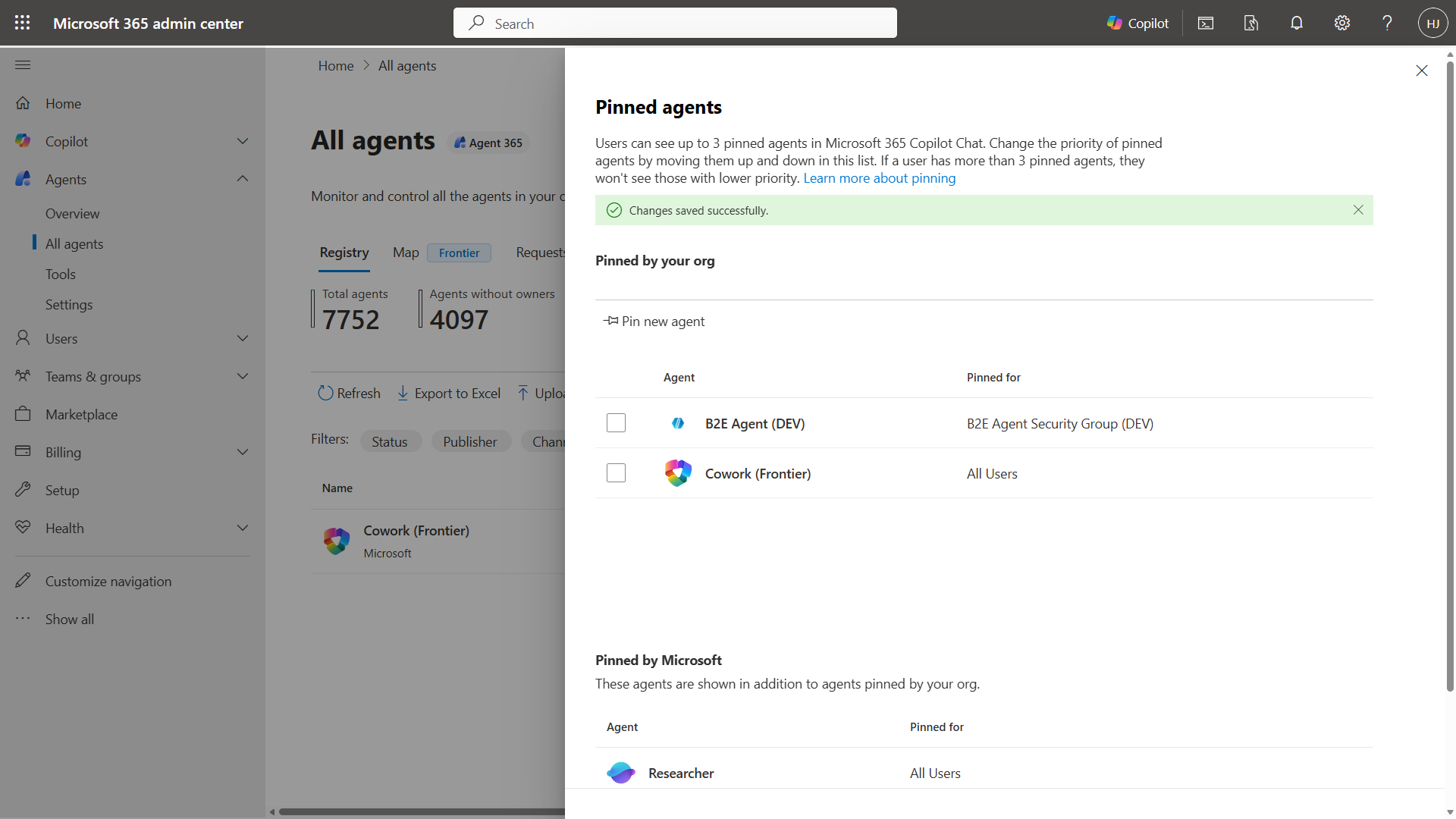 M365 Admin Center s připnutými agenty pro Microsoft 365 Copilot Chat a cílením na skupiny uživatelů